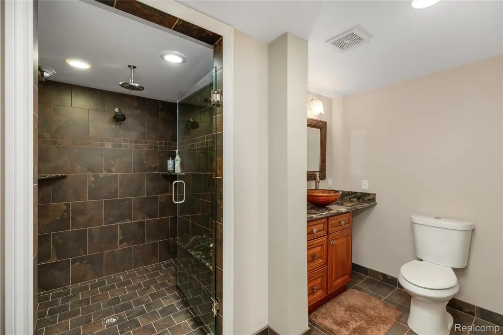 50777 Chesapeake Drive Novi City MI 48374