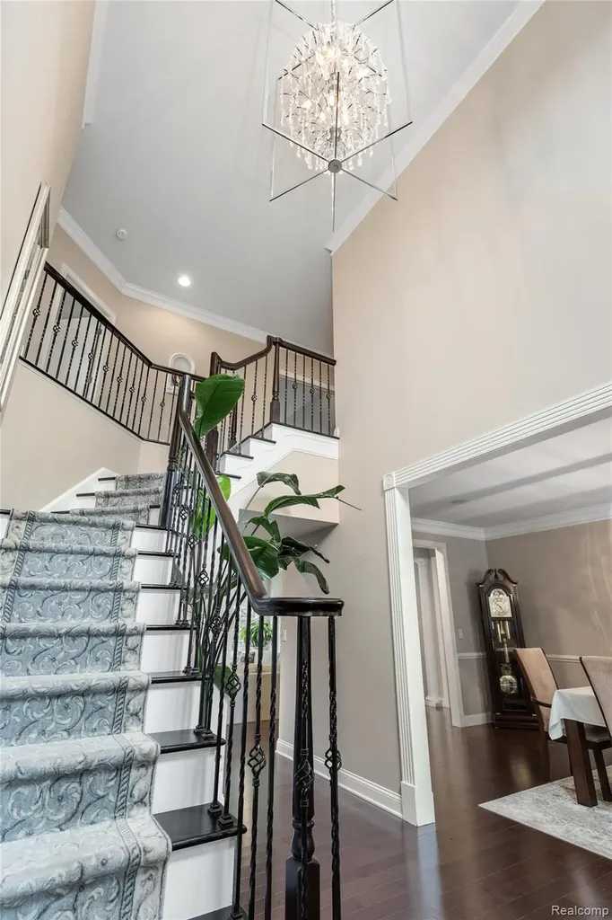 50777 Chesapeake Drive Novi City MI 48374