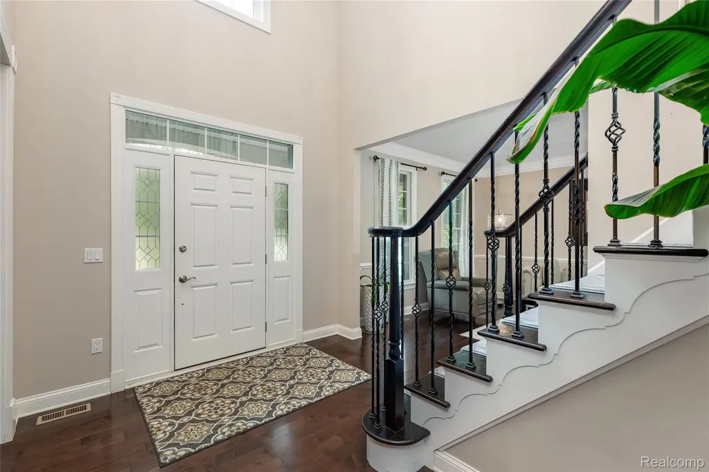 50777 Chesapeake Drive Novi City MI 48374