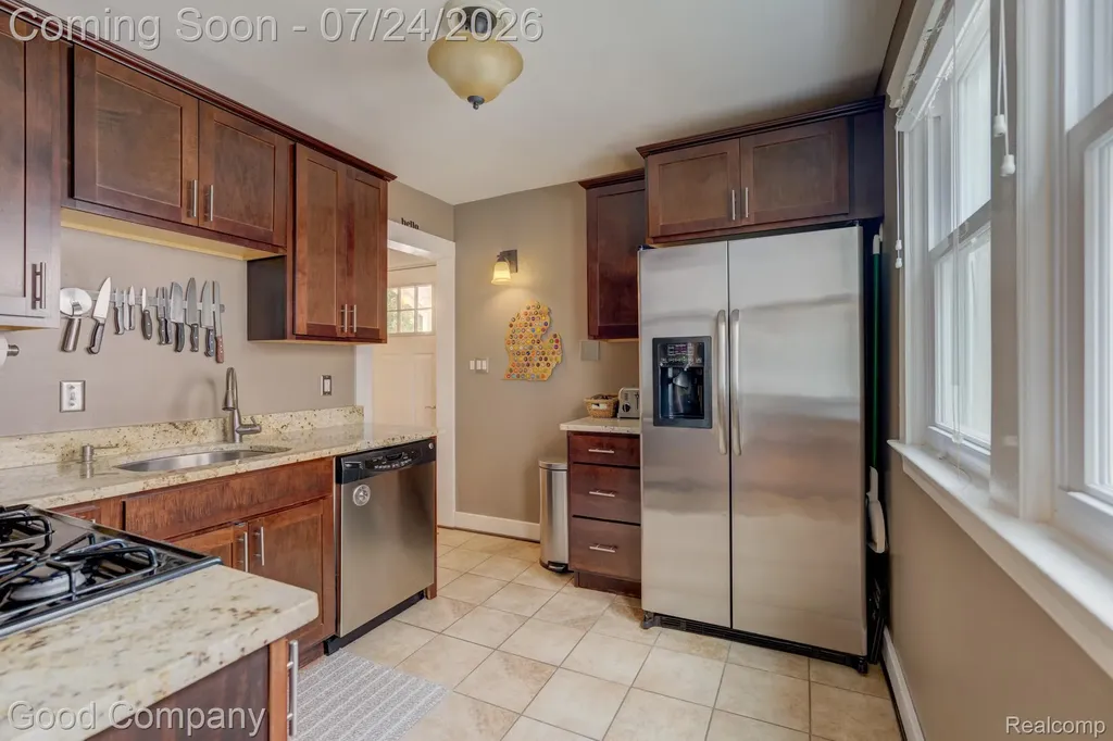 510 E Troy Street Ferndale City MI 48220