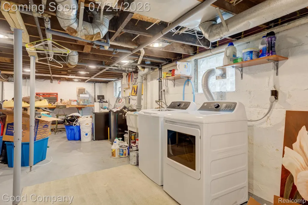 510 E Troy Street Ferndale City MI 48220