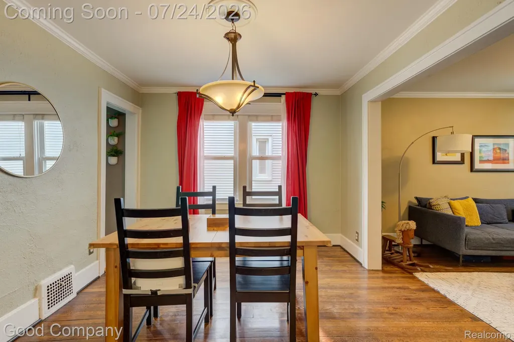 510 E Troy Street Ferndale City MI 48220