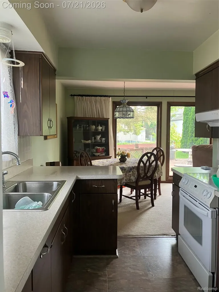 35754 Schmid Drive New Baltimore City MI 48047