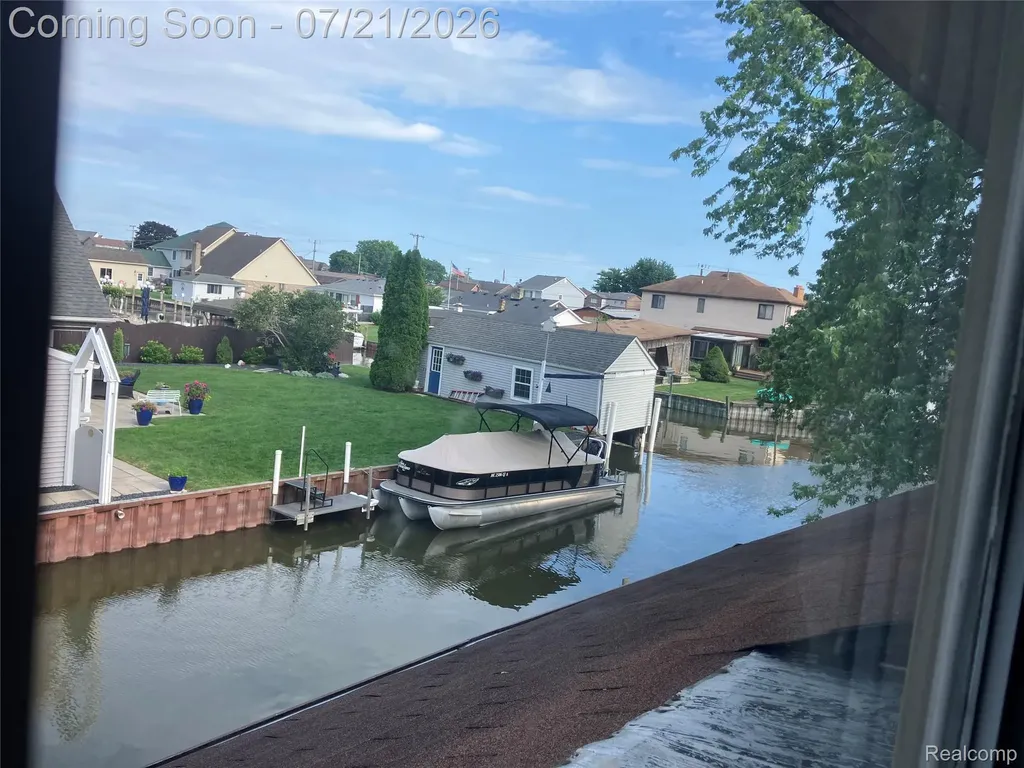 35754 Schmid Drive New Baltimore City MI 48047