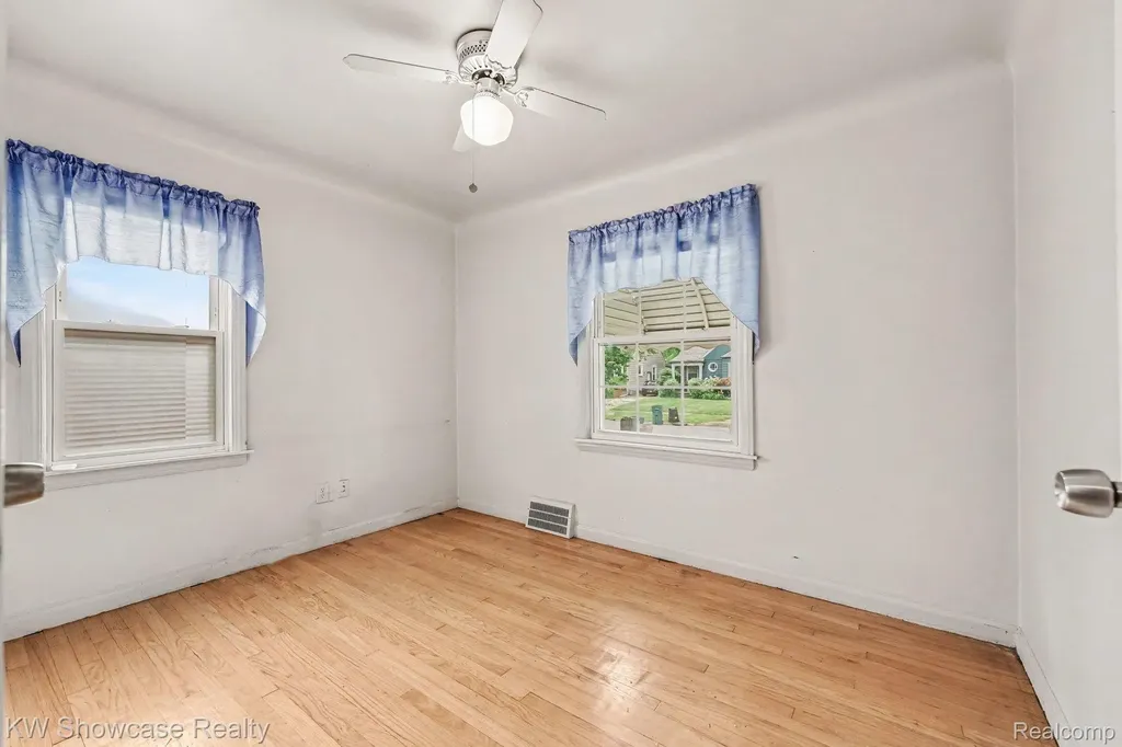 315 Jewell Street Ferndale City MI 48220