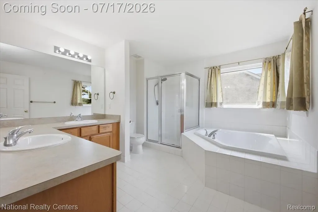 5741 Bingham Drive Commerce Charter Township MI 48382