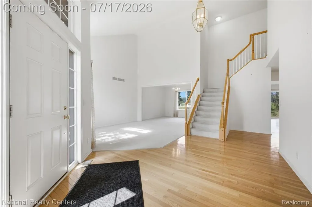 5741 Bingham Drive Commerce Charter Township MI 48382