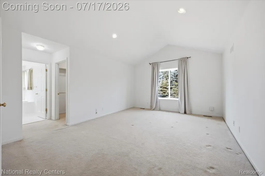5741 Bingham Drive Commerce Charter Township MI 48382