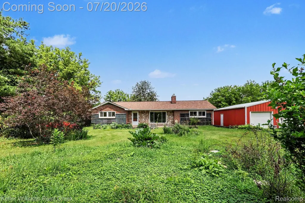 1371 E Leonard Road Addison Township MI 48367