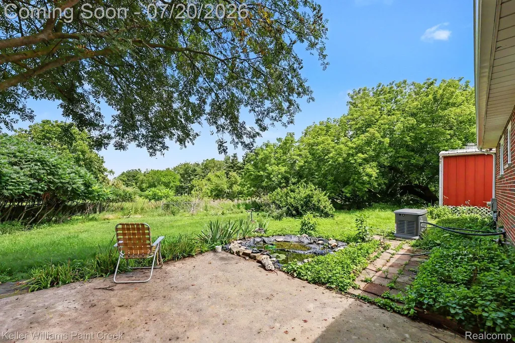 1371 E Leonard Road Addison Township MI 48367
