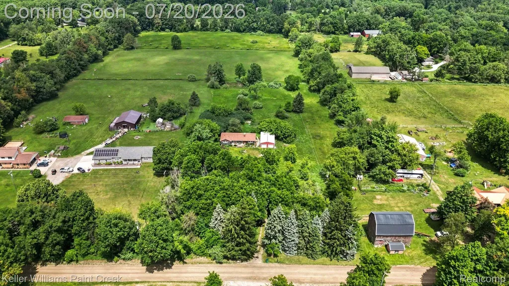 1371 E Leonard Road Addison Township MI 48367