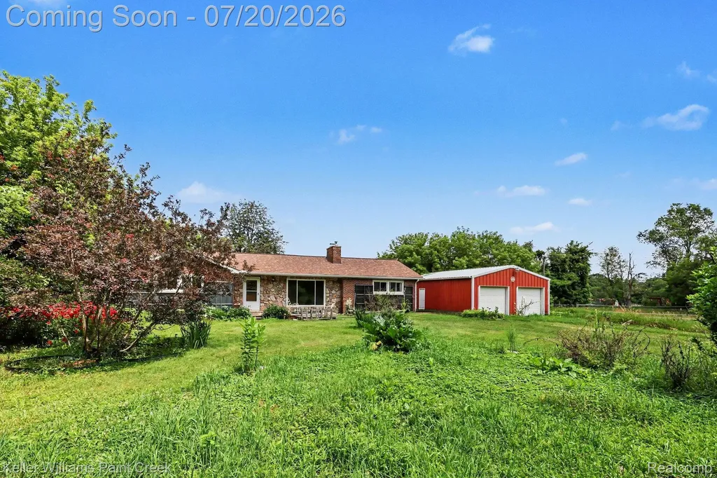 1371 E Leonard Road Addison Township MI 48367