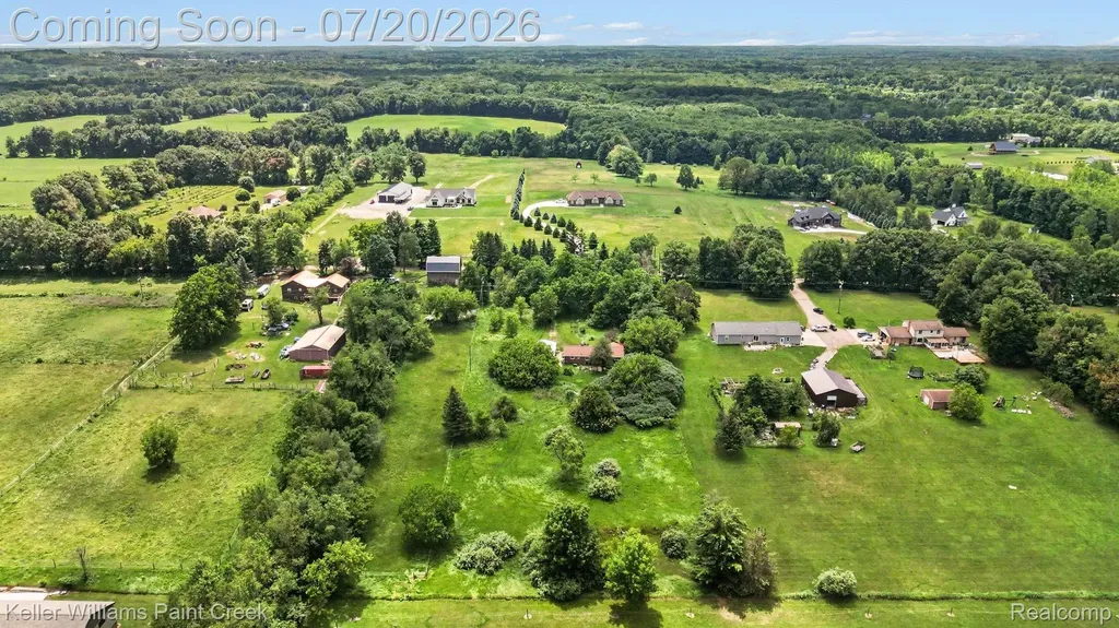 1371 E Leonard Road Addison Township MI 48367