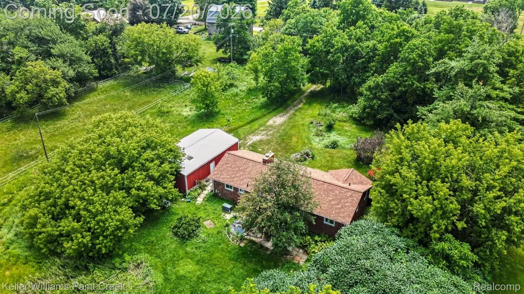 1371 E Leonard Road Addison Township MI 48367