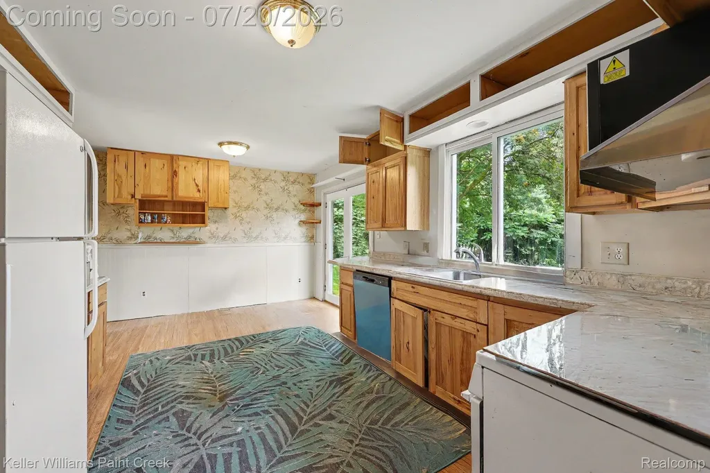 1371 E Leonard Road Addison Township MI 48367