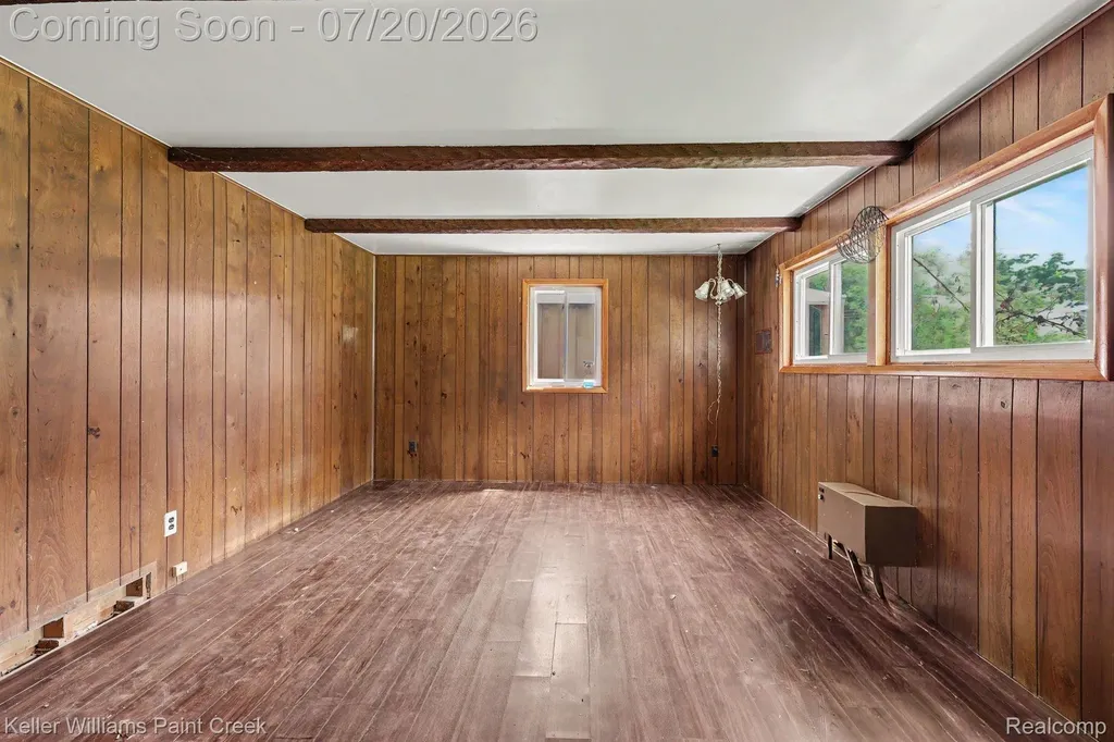 1371 E Leonard Road Addison Township MI 48367
