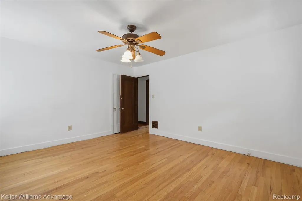 5269 Yorkshire Road Detroit City MI 48224