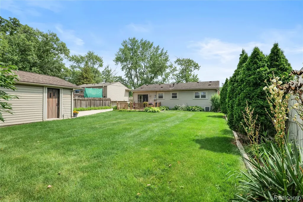 22054 Haig Street Taylor City MI 48180