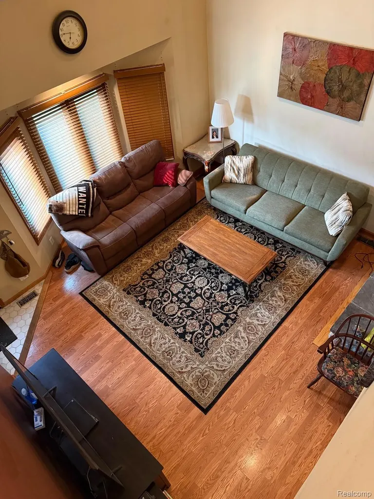 8819 Woodshire Drive White Lake Charter Township MI 48386