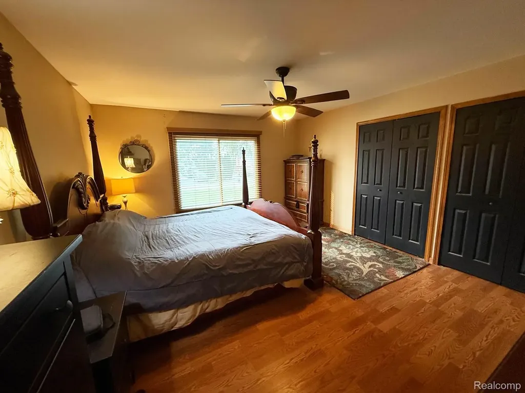 8819 Woodshire Drive White Lake Charter Township MI 48386