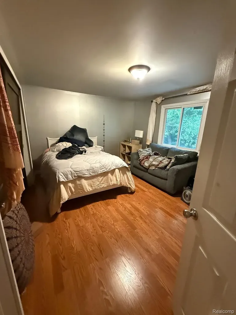 8819 Woodshire Drive White Lake Charter Township MI 48386