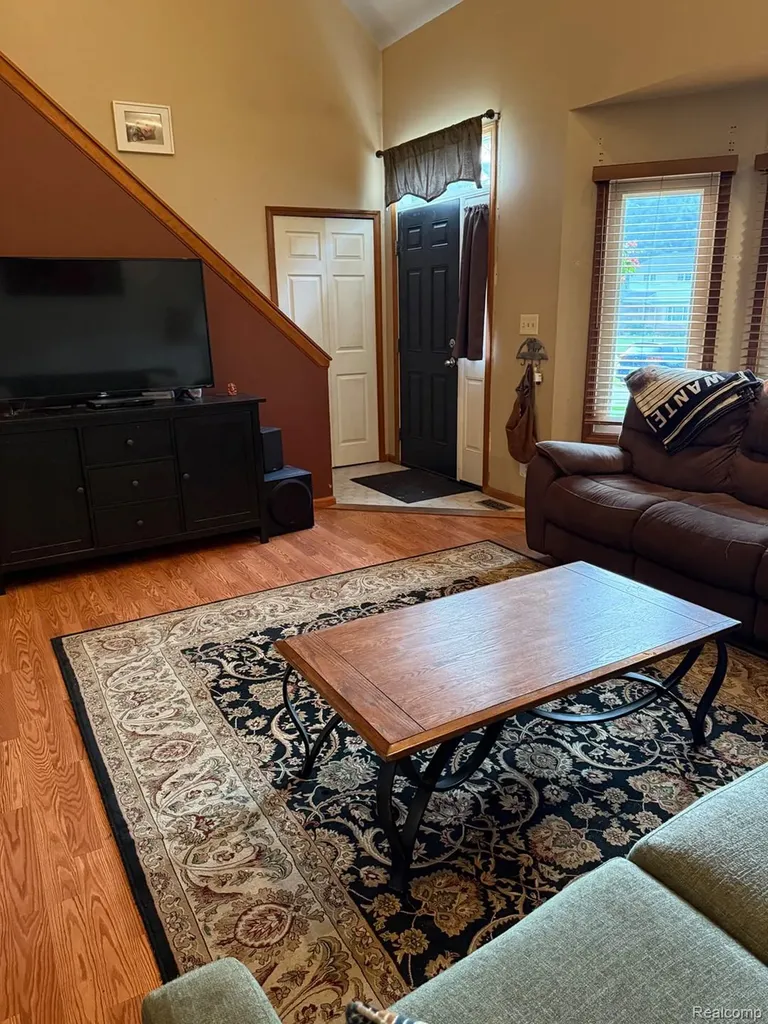 8819 Woodshire Drive White Lake Charter Township MI 48386