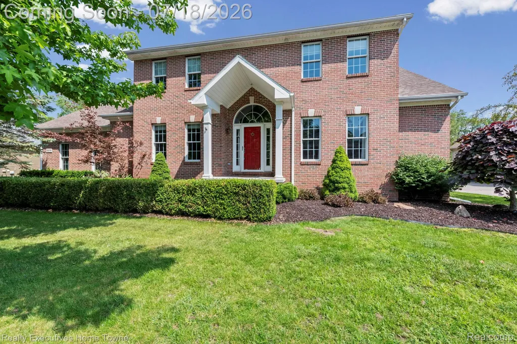 3276 Shorewood Avenue Fort Gratiot Charter Township MI 48059