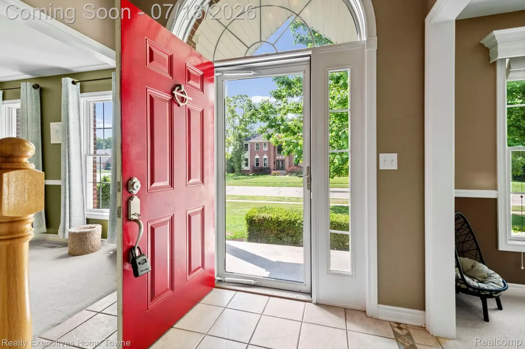3276 Shorewood Avenue Fort Gratiot Charter Township MI 48059