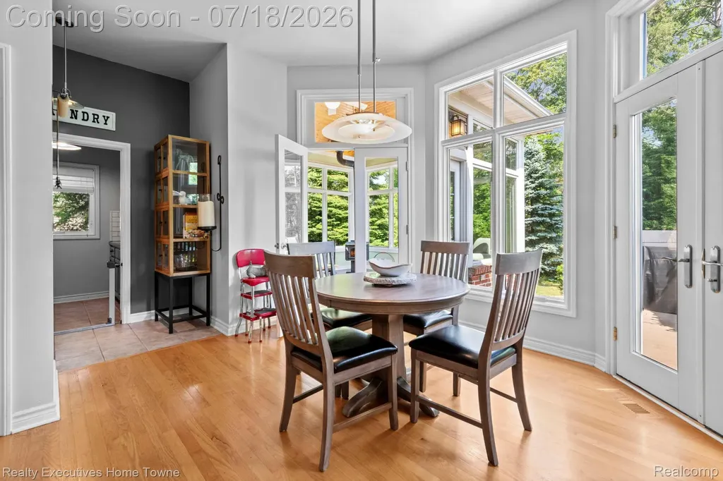 3276 Shorewood Avenue Fort Gratiot Charter Township MI 48059