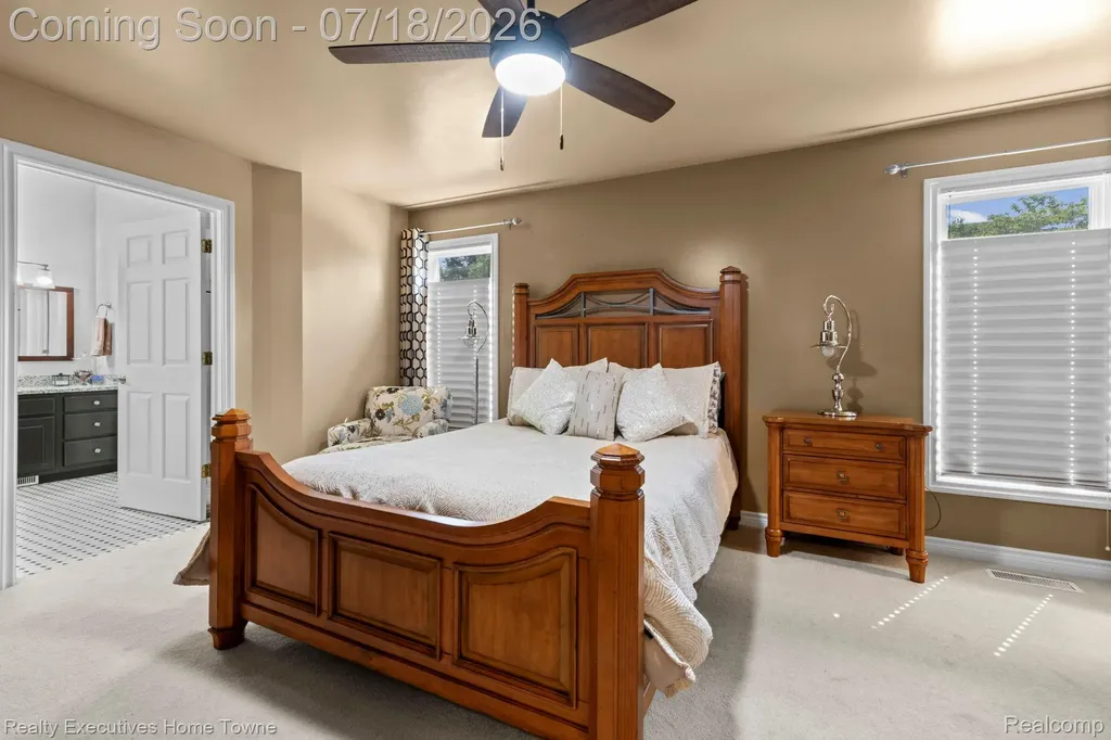 3276 Shorewood Avenue Fort Gratiot Charter Township MI 48059
