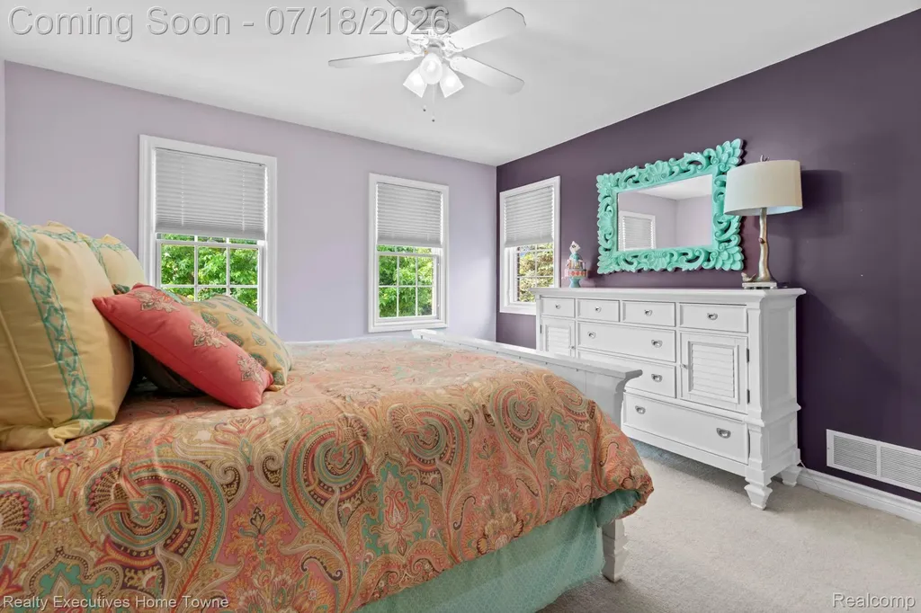 3276 Shorewood Avenue Fort Gratiot Charter Township MI 48059