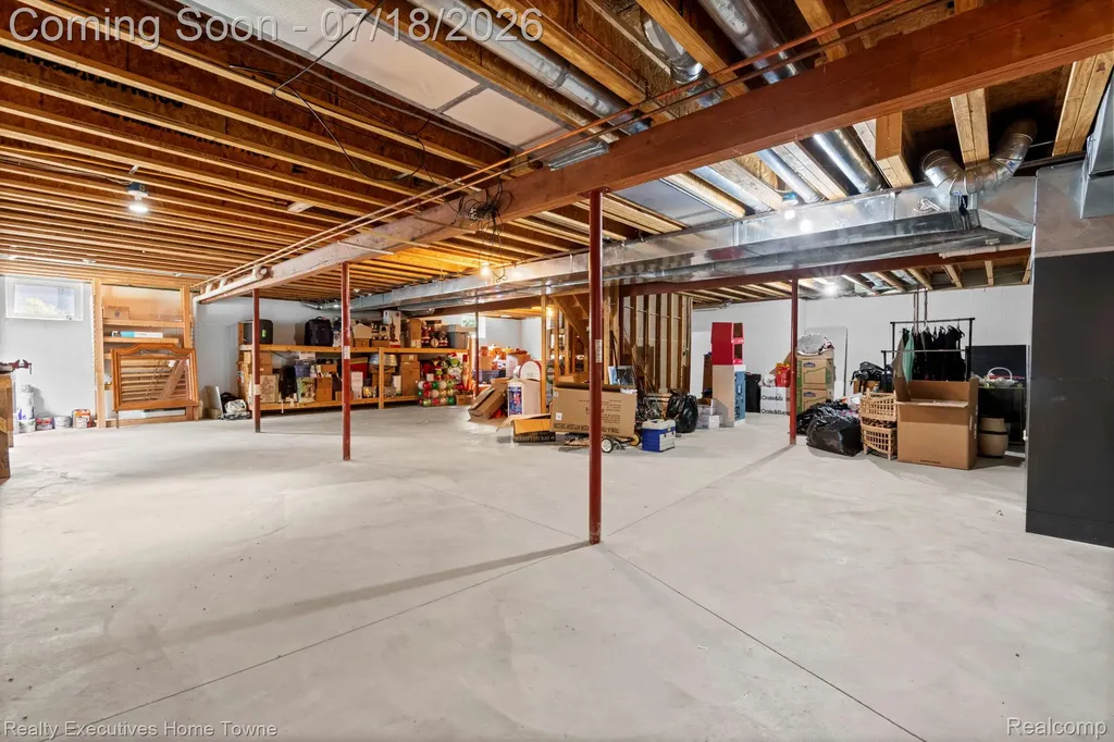 3276 Shorewood Avenue Fort Gratiot Charter Township MI 48059