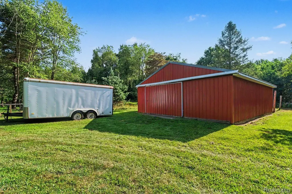 7370 Perry Lake Road Independence Charter Township MI 48348