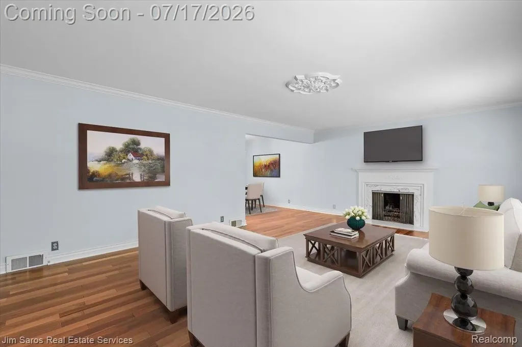 1023 Buckingham Road Grosse Pointe Park City MI 48230