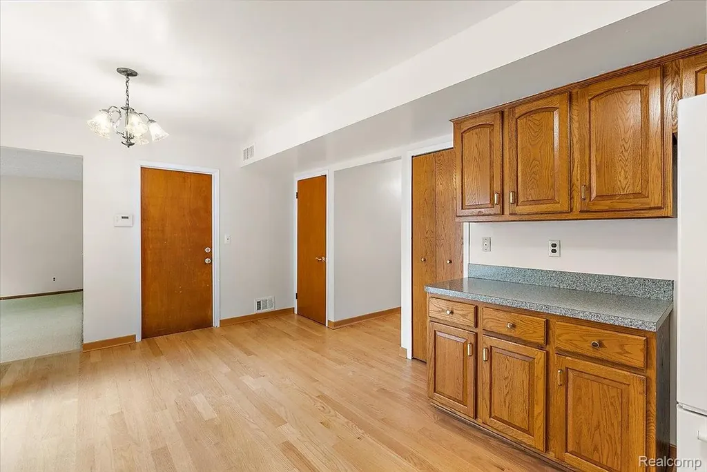 11225 Alwardt Drive Sterling Heights City MI 48313