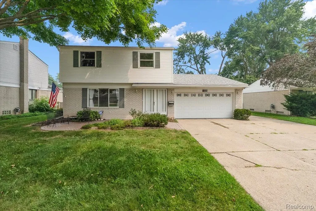 11225 Alwardt Drive Sterling Heights City MI 48313