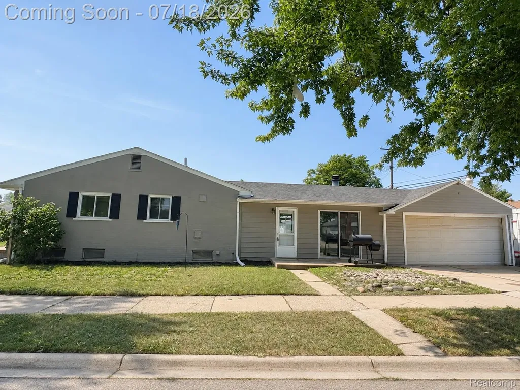 31214 Geraldine Street Westland City MI 48185