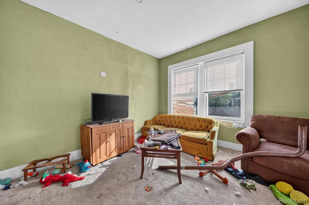 504 Trowbridge Street Detroit City MI 48202