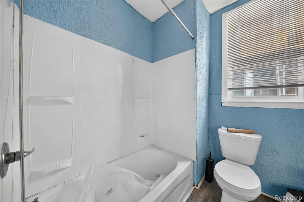 504 Trowbridge Street Detroit City MI 48202