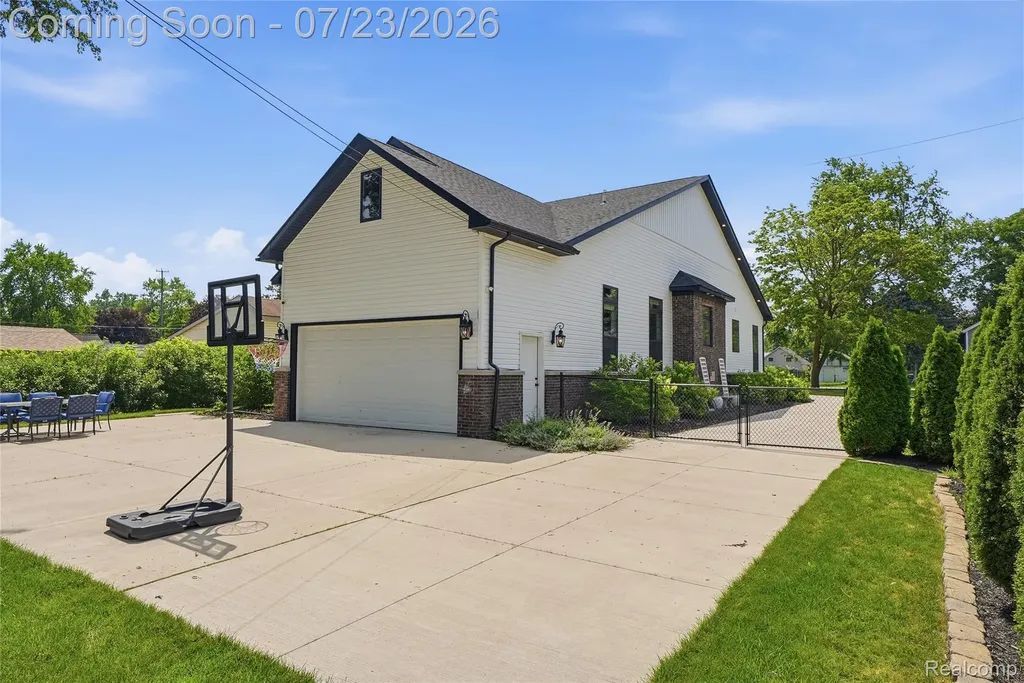 6393 Denton Road Van Buren Charter Township MI 48111