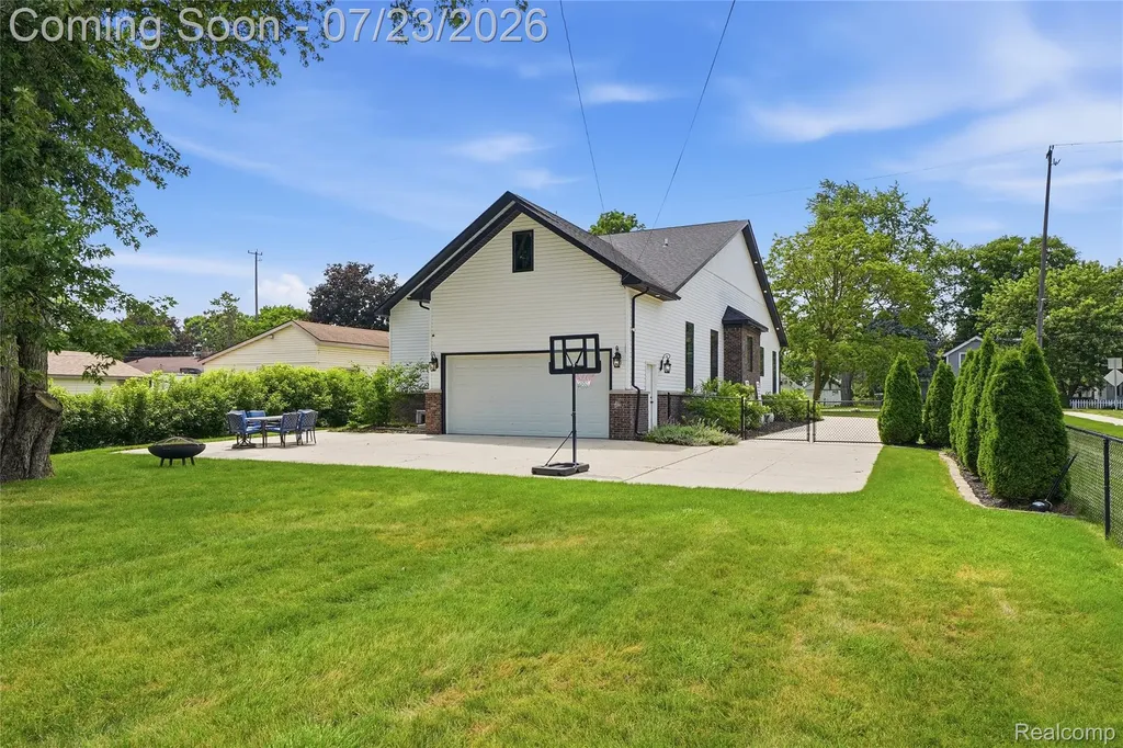 6393 Denton Road Van Buren Charter Township MI 48111