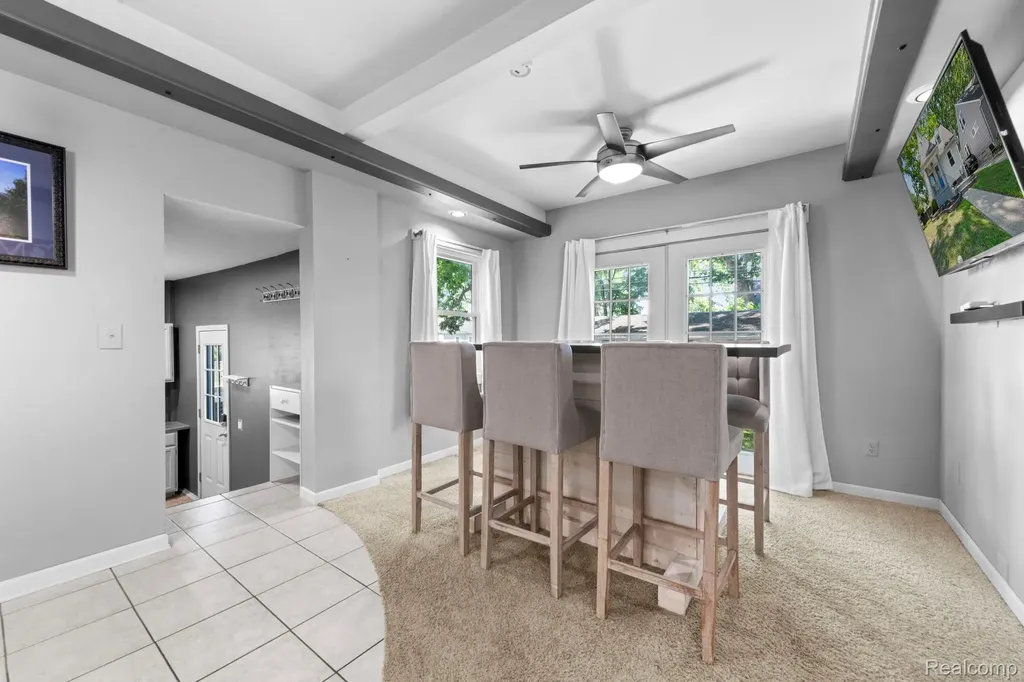 1103 Hoffman Royal Oak City MI 48067