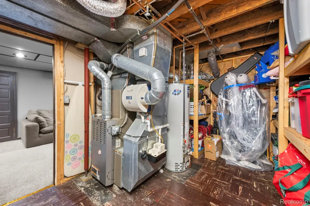 1103 Hoffman Royal Oak City MI 48067