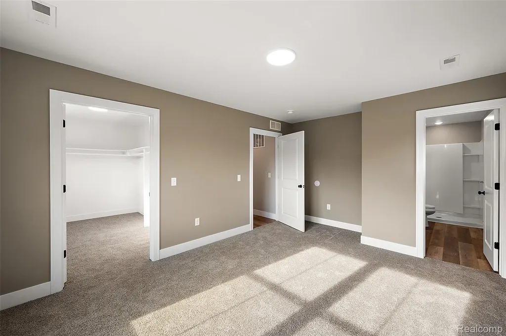 23376 Vassar Avenue Hazel Park City MI 48030