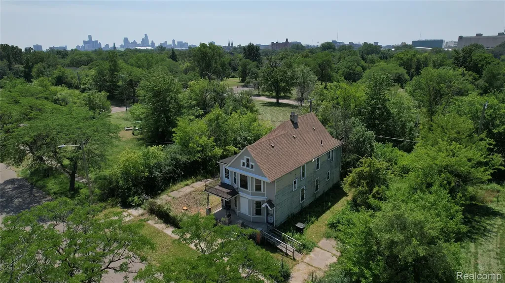 5547 Joseph Campau Street Detroit City MI 48211