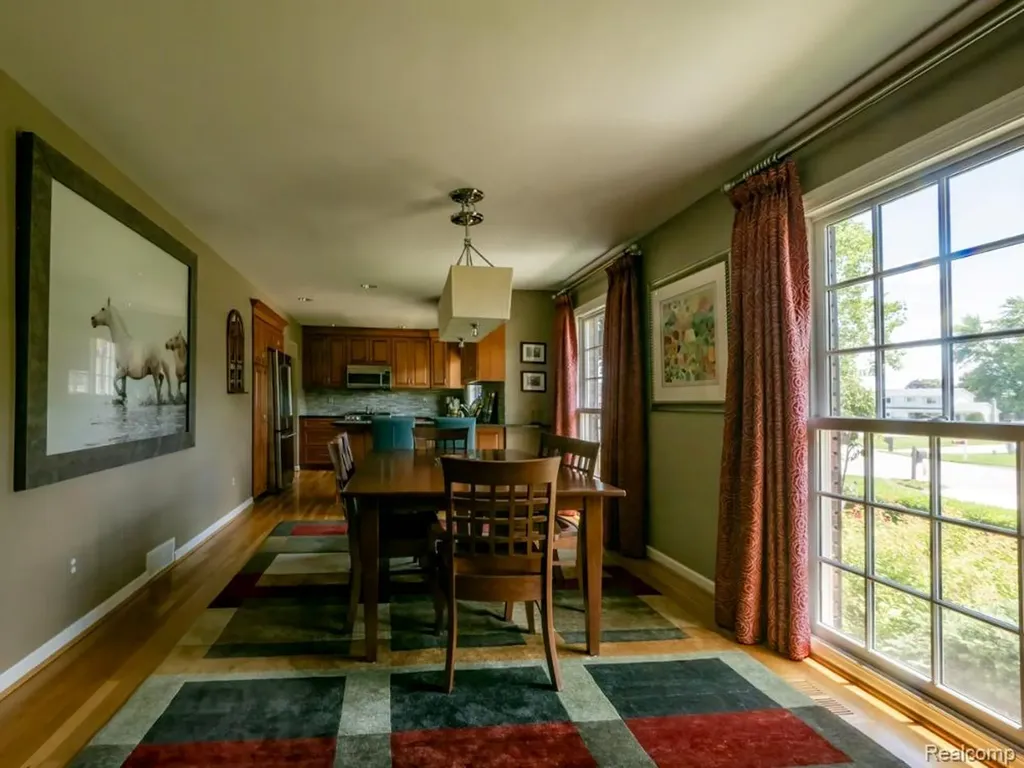 4923 Dusk Drive Shelby Charter Township MI 48316