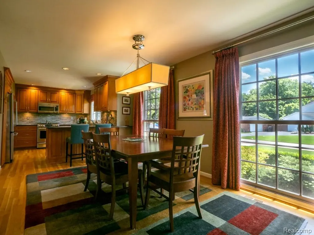 4923 Dusk Drive Shelby Charter Township MI 48316