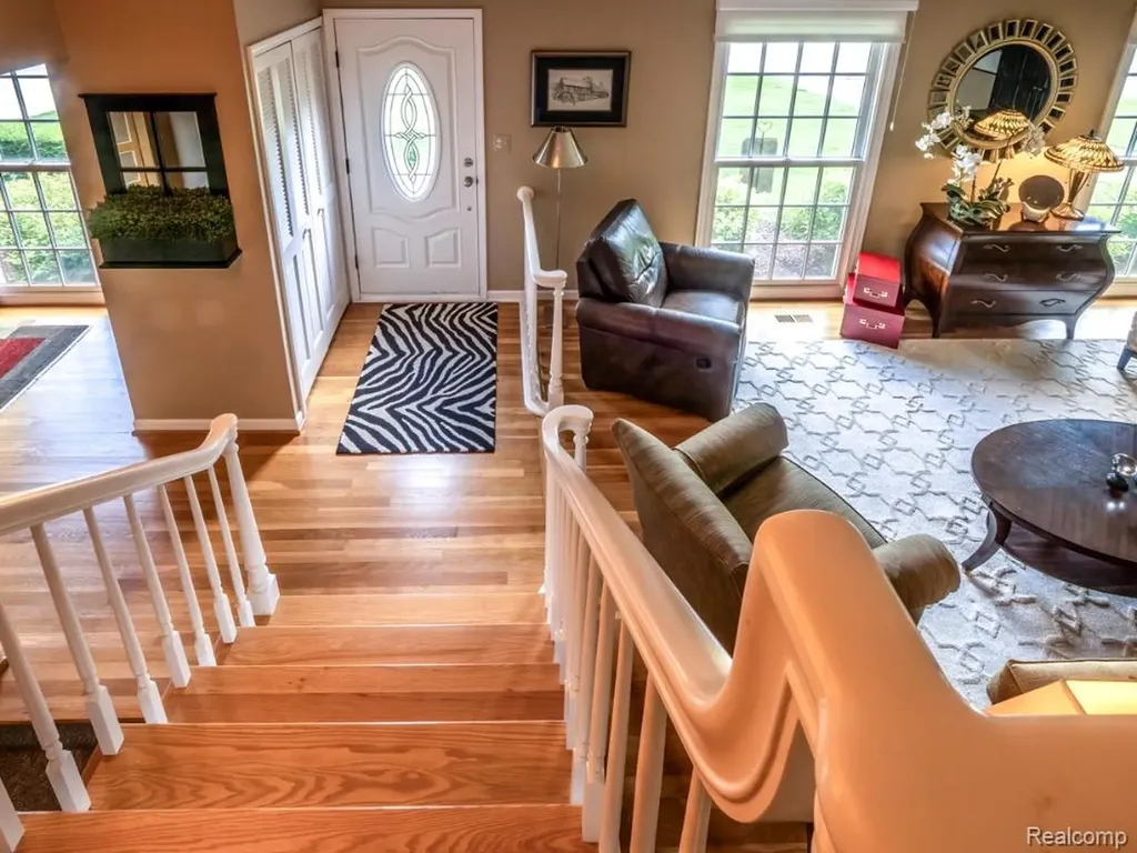 4923 Dusk Drive Shelby Charter Township MI 48316