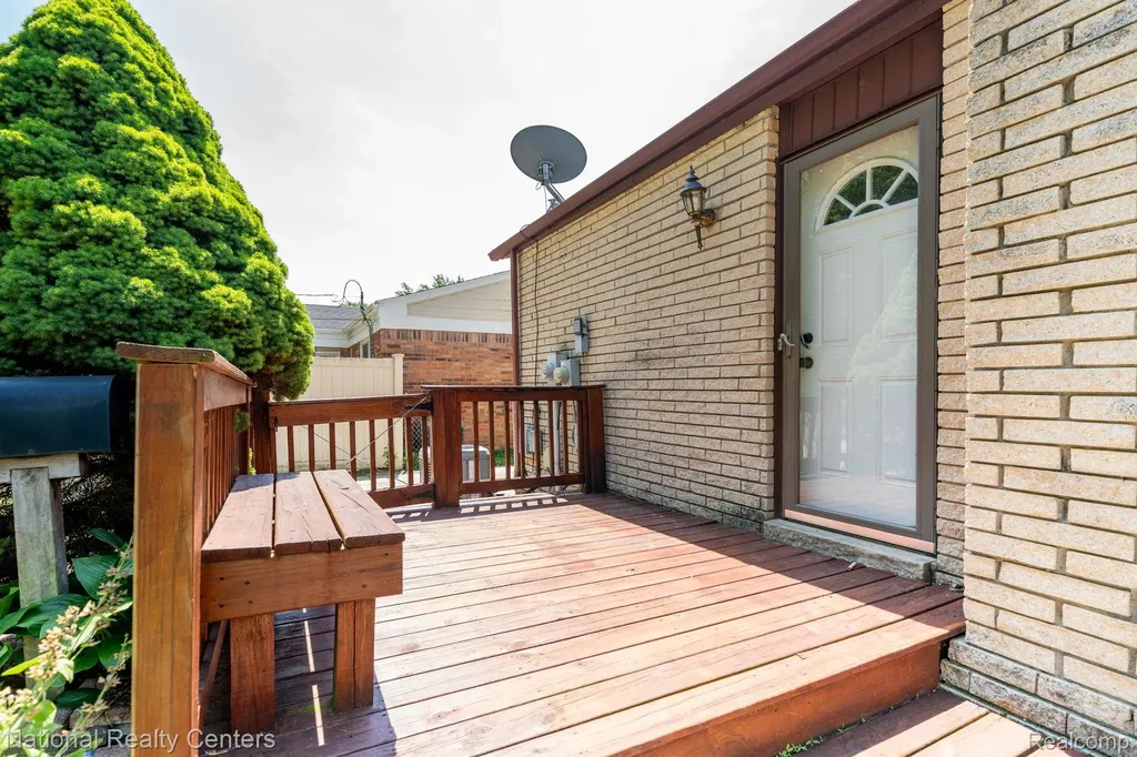 8308 Orhan Street Canton Charter Township MI 48187