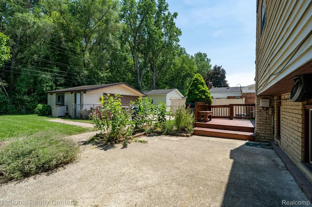 8308 Orhan Street Canton Charter Township MI 48187